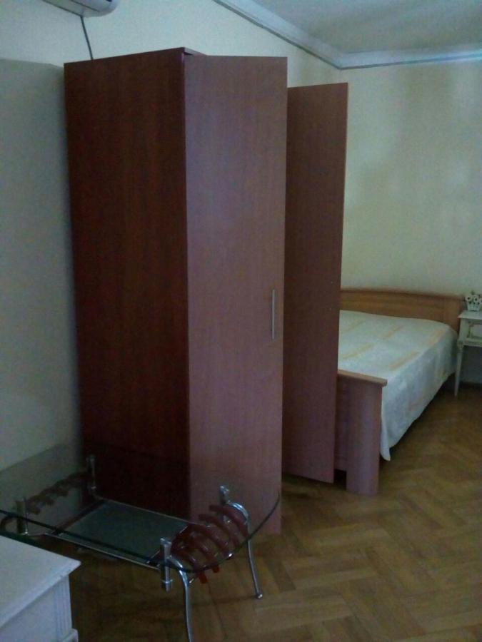 Old District Guest House Tbilisi Buitenkant foto