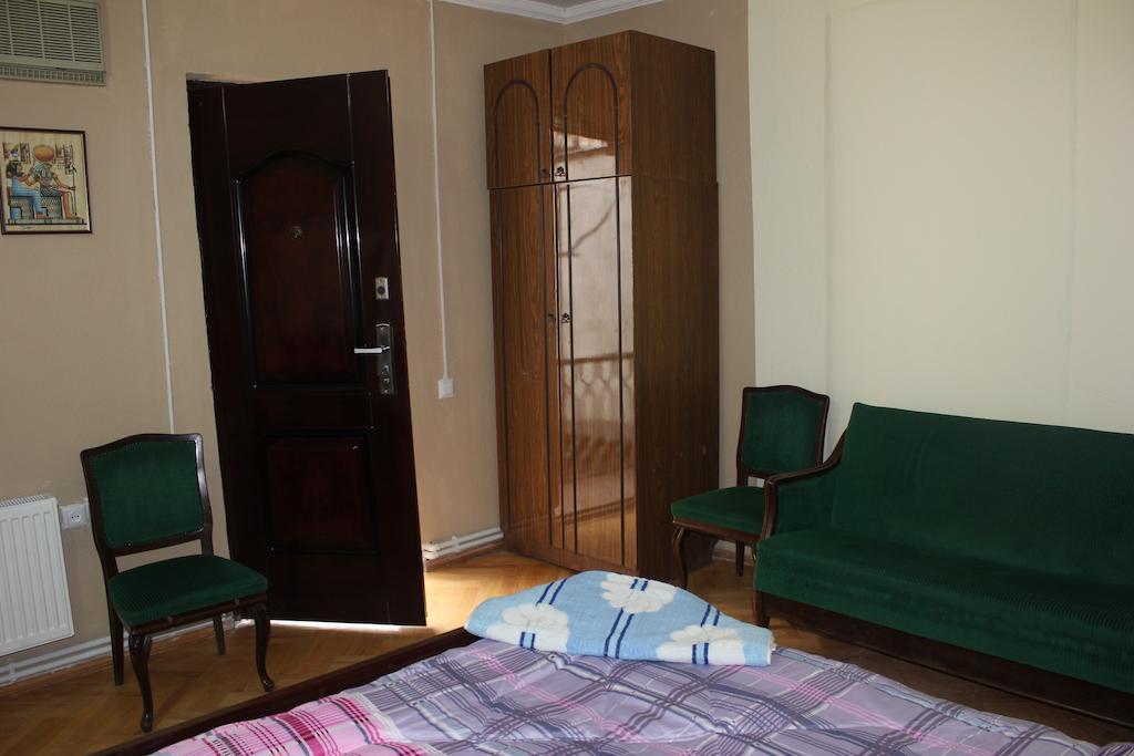 Old District Guest House Tbilisi Kamer foto